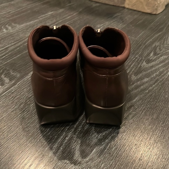 Easy Spirit Esdrina ankle booties boots zipped brown leather women’s size 9 - Picture 7 of 14